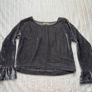 Cloth & Stone Velvet Bell Sleeve Top Gray Size L Relaxed Fit